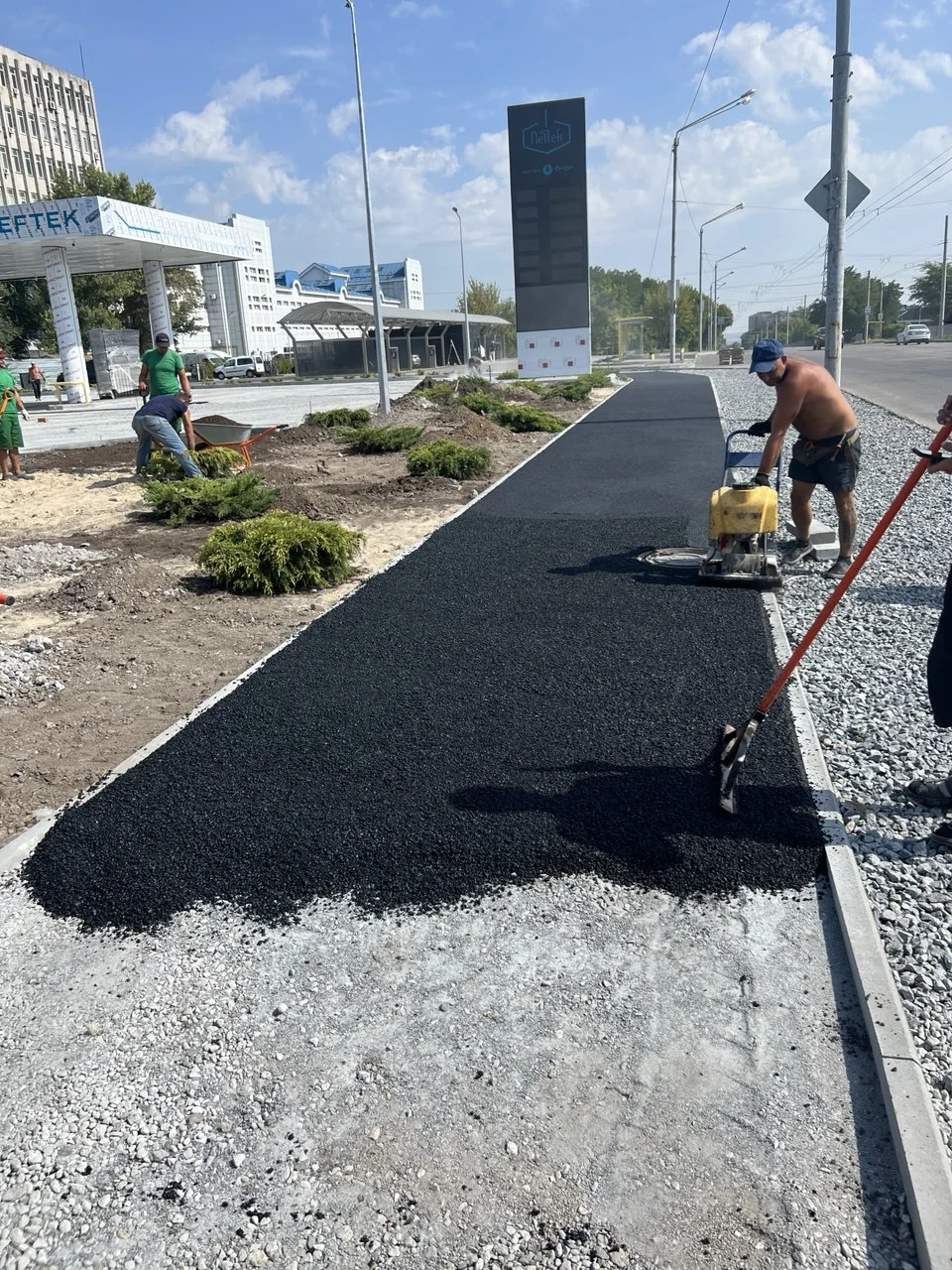 Дорожні роботи у нічний час: без заторів